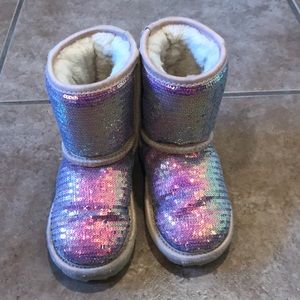Girls pink sequin uggs size 9